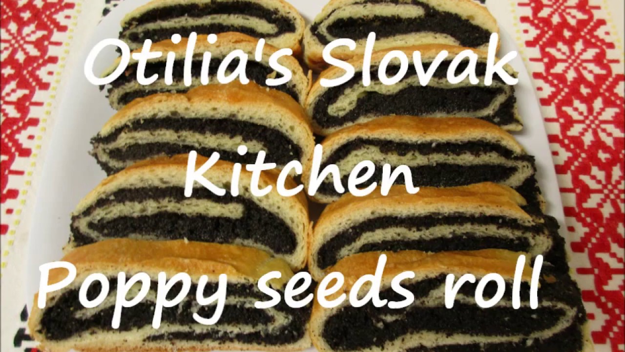 Slovak poppy seeds roll
