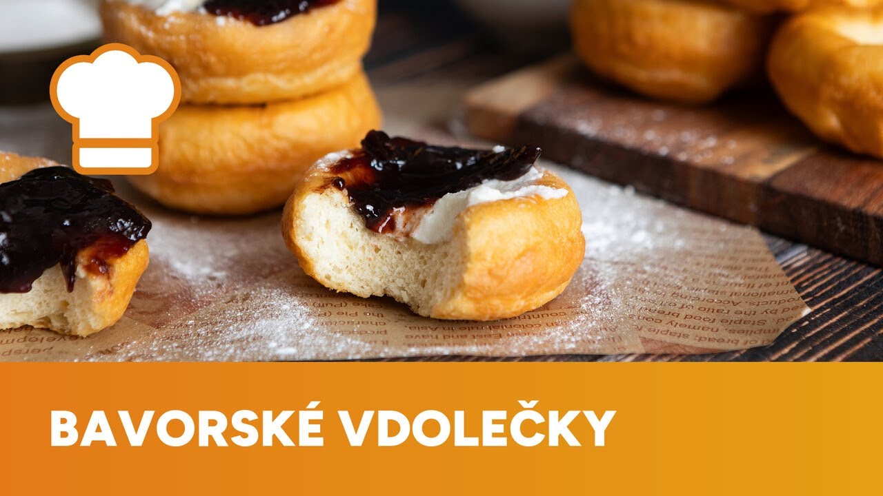 Bavorské vdolečky s povidly a tvarohem nejlépe chutnají těsně před vychladnutím