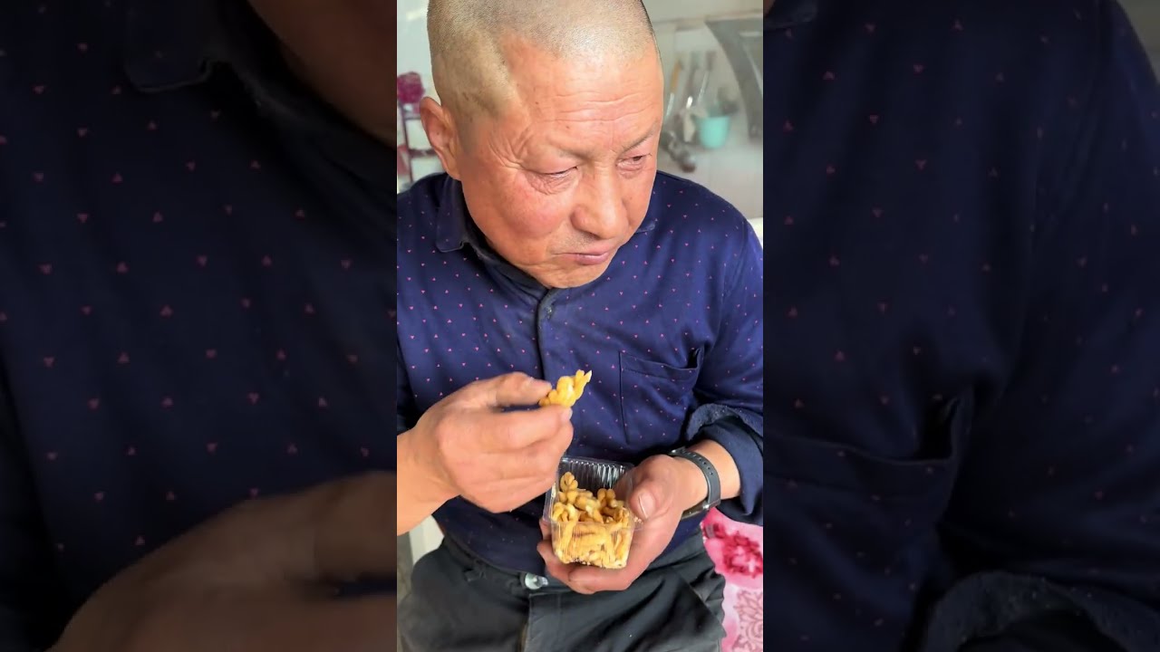 老媽今天給做愛吃的粉蒸肉#農村美食 #農村生活 #日常vlog #vlog
