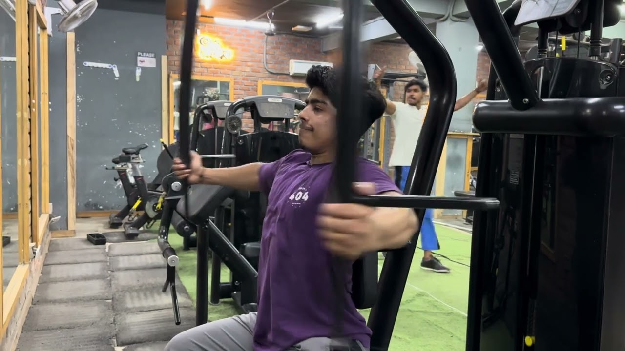 So Guys, today we have a chest triceps workout and we are making it a sport for all of you.