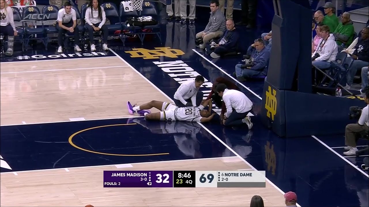 🤕 Liatu King BANGS HEAD on court, helped off | #6 Notre Dame, ACC Women's College Basketball