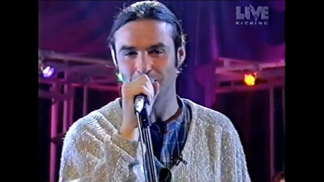 Wet Wet Wet - Julia Says - Live & Kicking