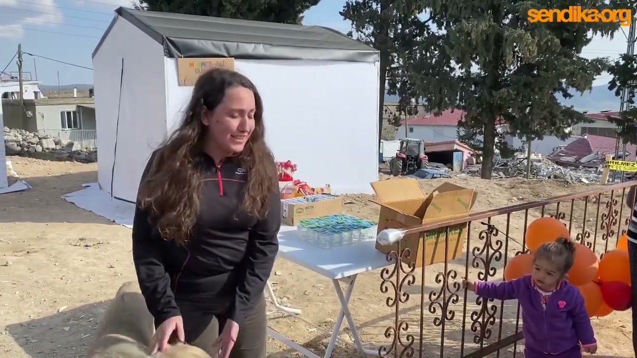Pazarcık Söğütlü köyünde çocuk oyun alanı ve çalışma salonu: 