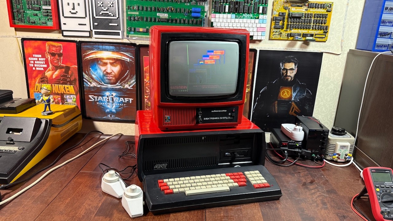 AGAT 9 Part 3 ремонт монитора, корпус, адаптер apple II