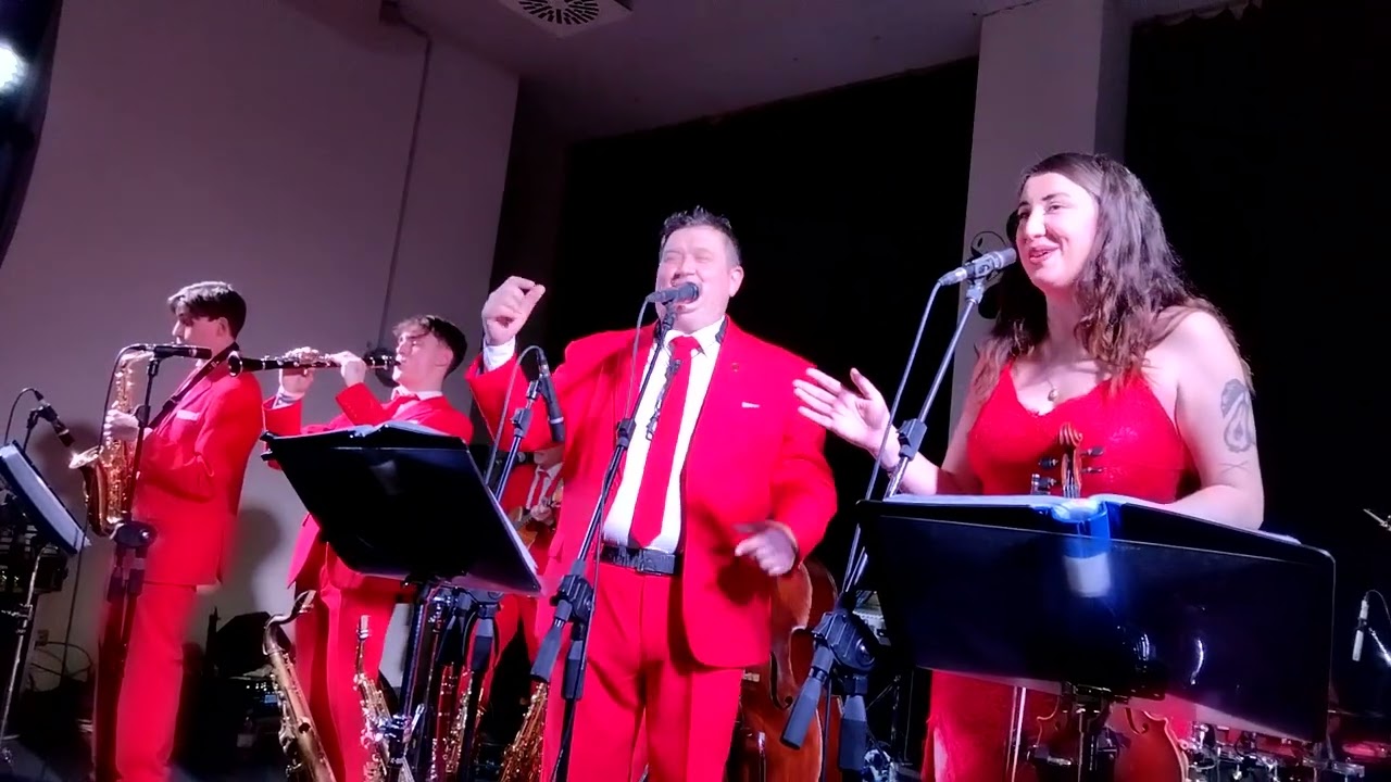  28,02,2026, tutti in pista sala quadrifoglio Prato di Correg  l'orch La storia di Romagna folk 
