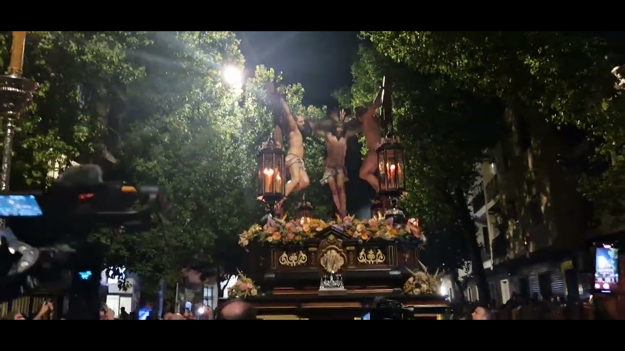 Cristo de la conversion por la Avenida Doctor Fleming Magna de Córdoba 2025 