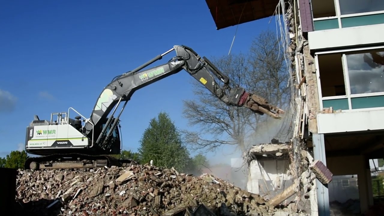 Volvo EC 300E graafmachine met Demarec MQP-45 Multi-Quick Processor - WMR