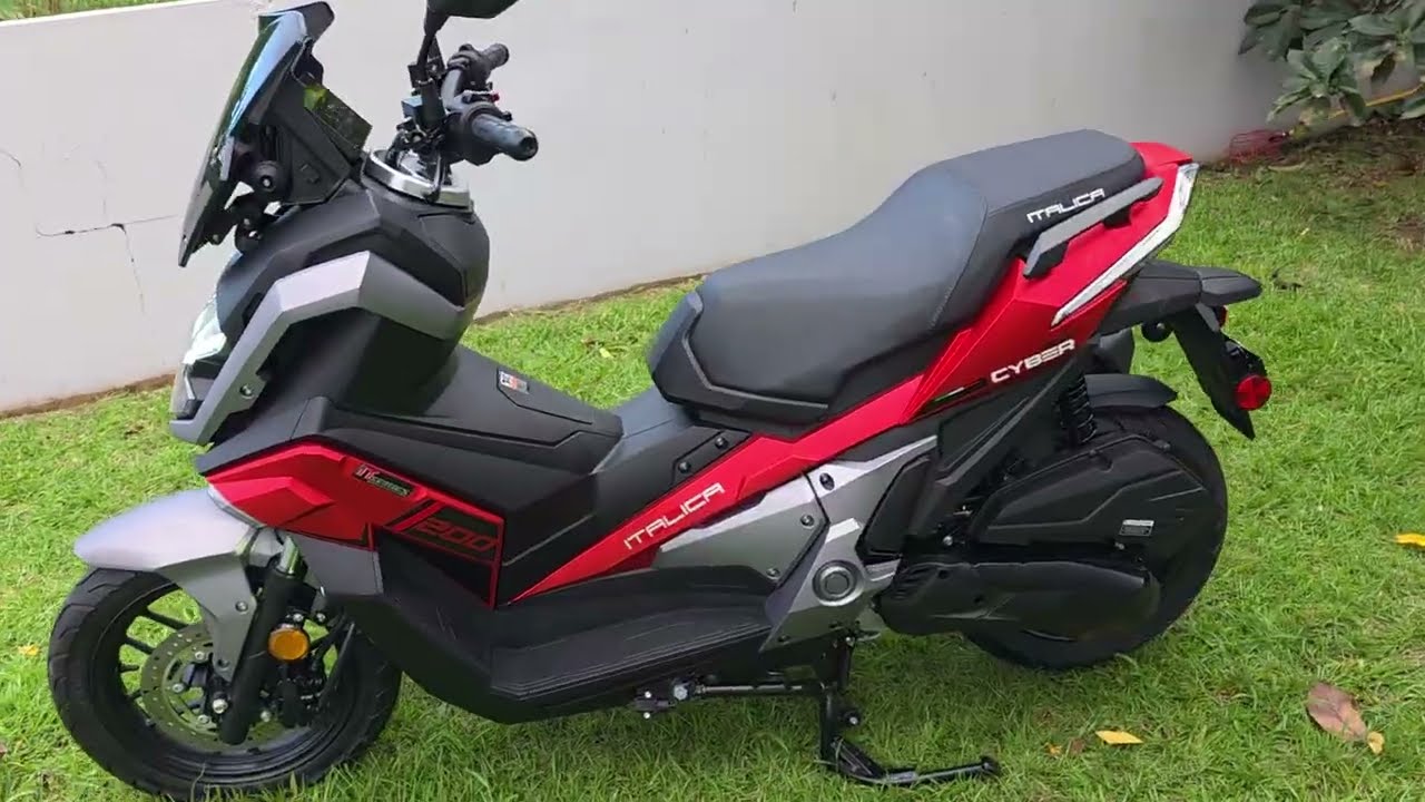 Scooter Adventure Italica Cyber 200 EFi (Taro D03)