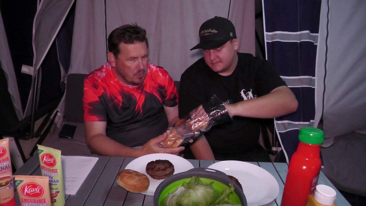 Review Smakprovning Mukbang Högrevsburgare från Dafgårds Fabriksbutik i Källby