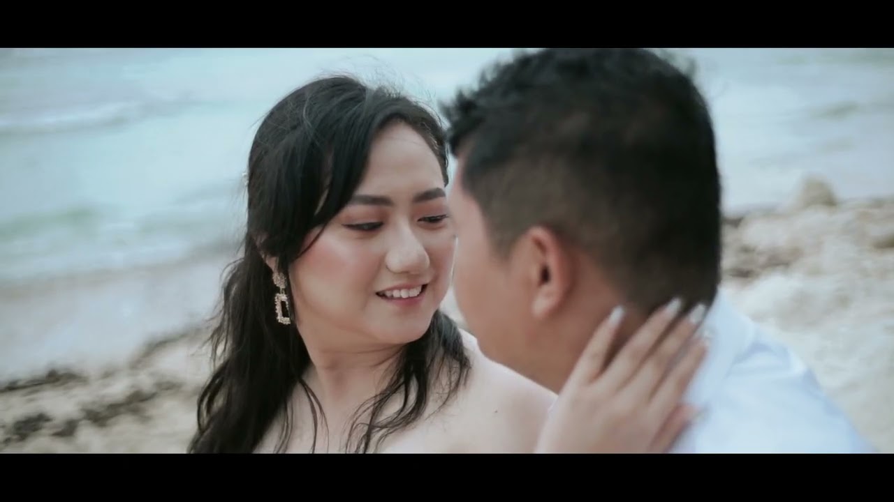 HENDRY  CHRISTINE TEASER