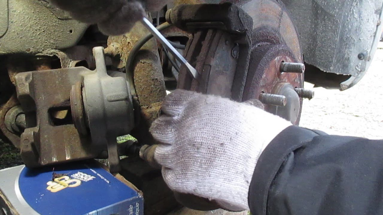 Replacing a seized guide pin in a Brake Caliper