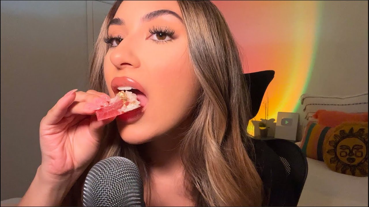 ASMR - Comiendo Dulces de Crystal Lujosos ❄️ (eating sounds)