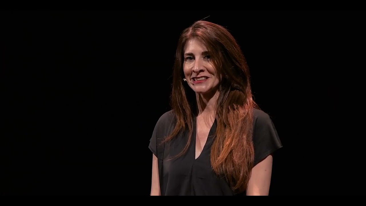 Libere di essere madri o non avere figli. Appunti per la rivoluzione | Ilaria Maria Dondi | TEDxEnna