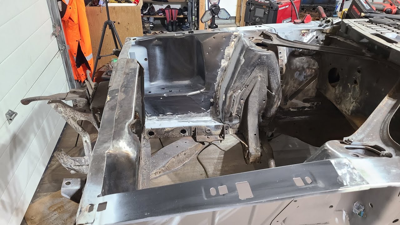 Project Mustang Part 14: Front fender aprons installed!!