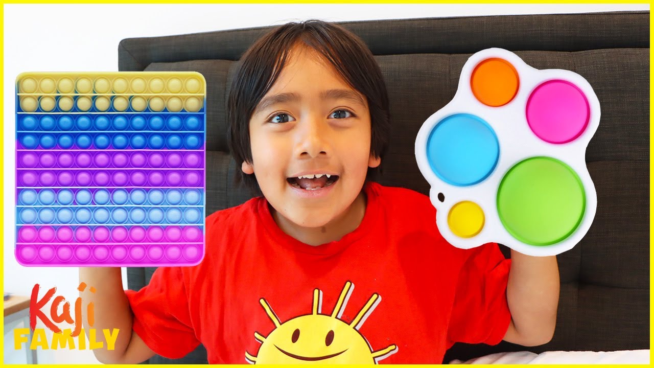 Ryan's POP IT Challenge Fidget Toys Collection!
