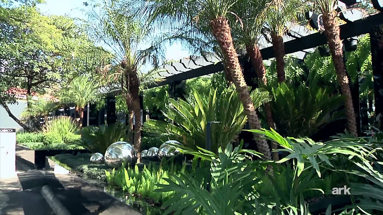 O Jardim Contemporâneo da CASA COR SP assinado pela paisagista Luciana Moraes.
