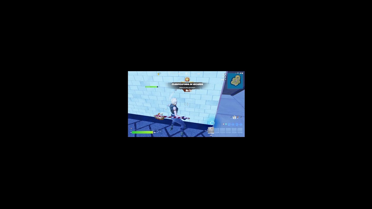 Jugando Fortnite