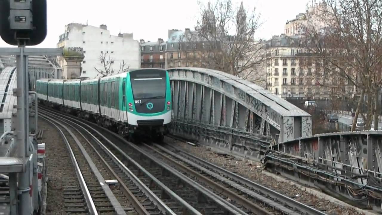 Métro de Paris -MF 01, Ligne 2.