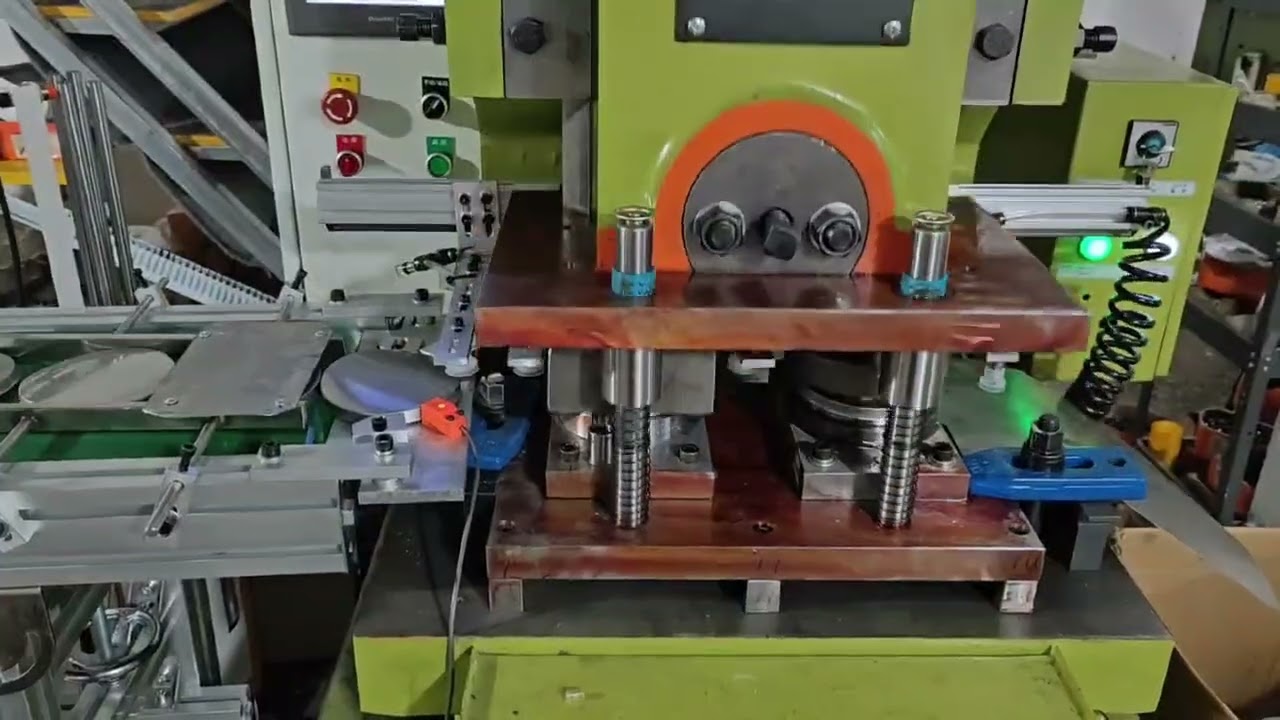 Industrial robot for metal stamping 