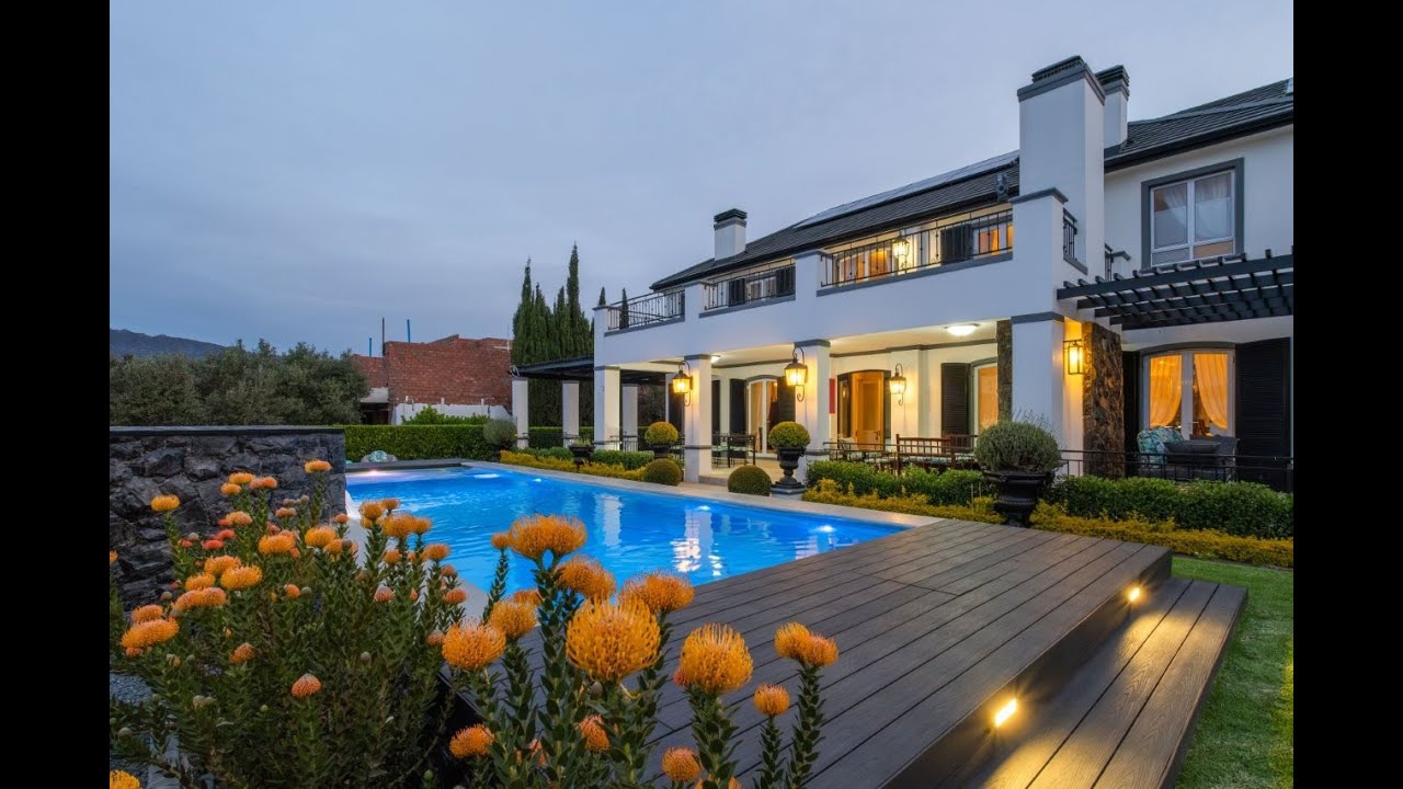 Val de Vie Estate