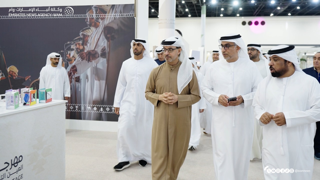 هزاع بن زايد يشهد جانباً من فعاليات النسخة الأولى من 