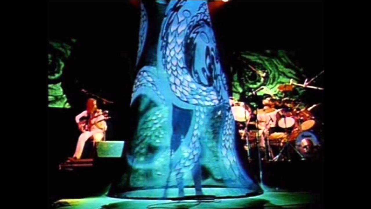 Genesis - The Lamia (Live 1975)
