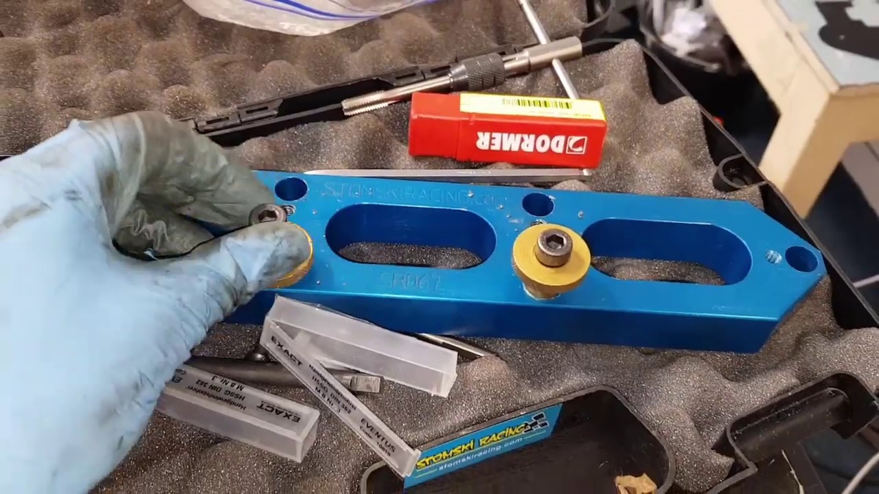 Porsche 911 Boxster 996/986 exhaust bolt removal with Stomski Racing SR067 jig