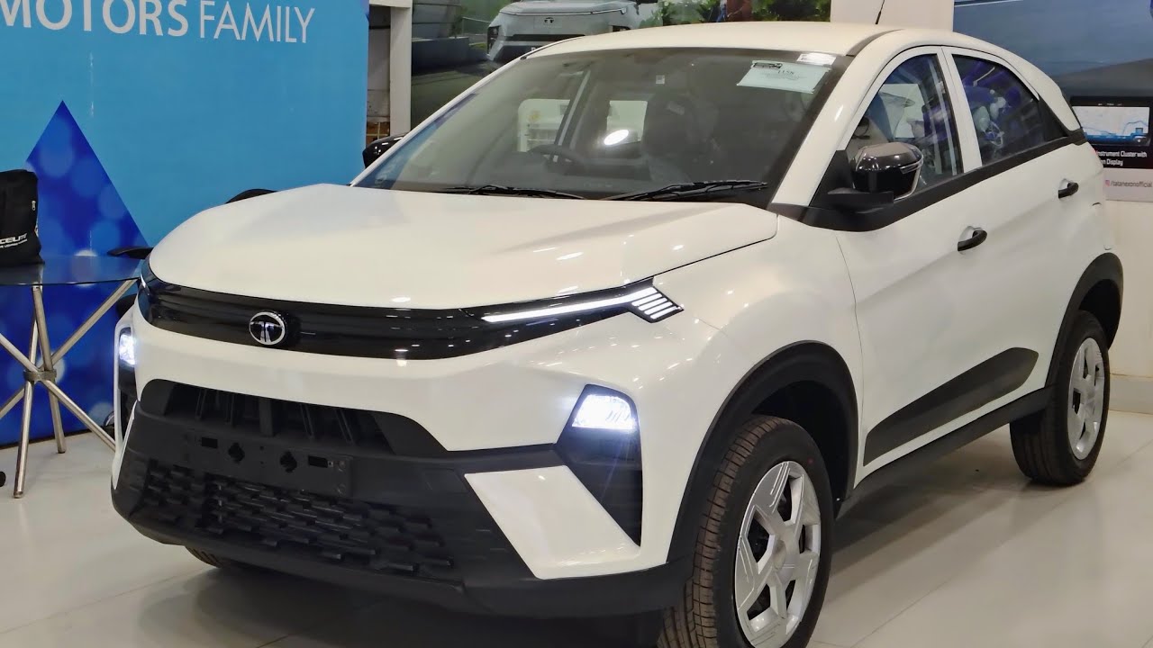 Nexon Smart Plus | Itana kuch 😮 | #nexon Best features offered in this price 