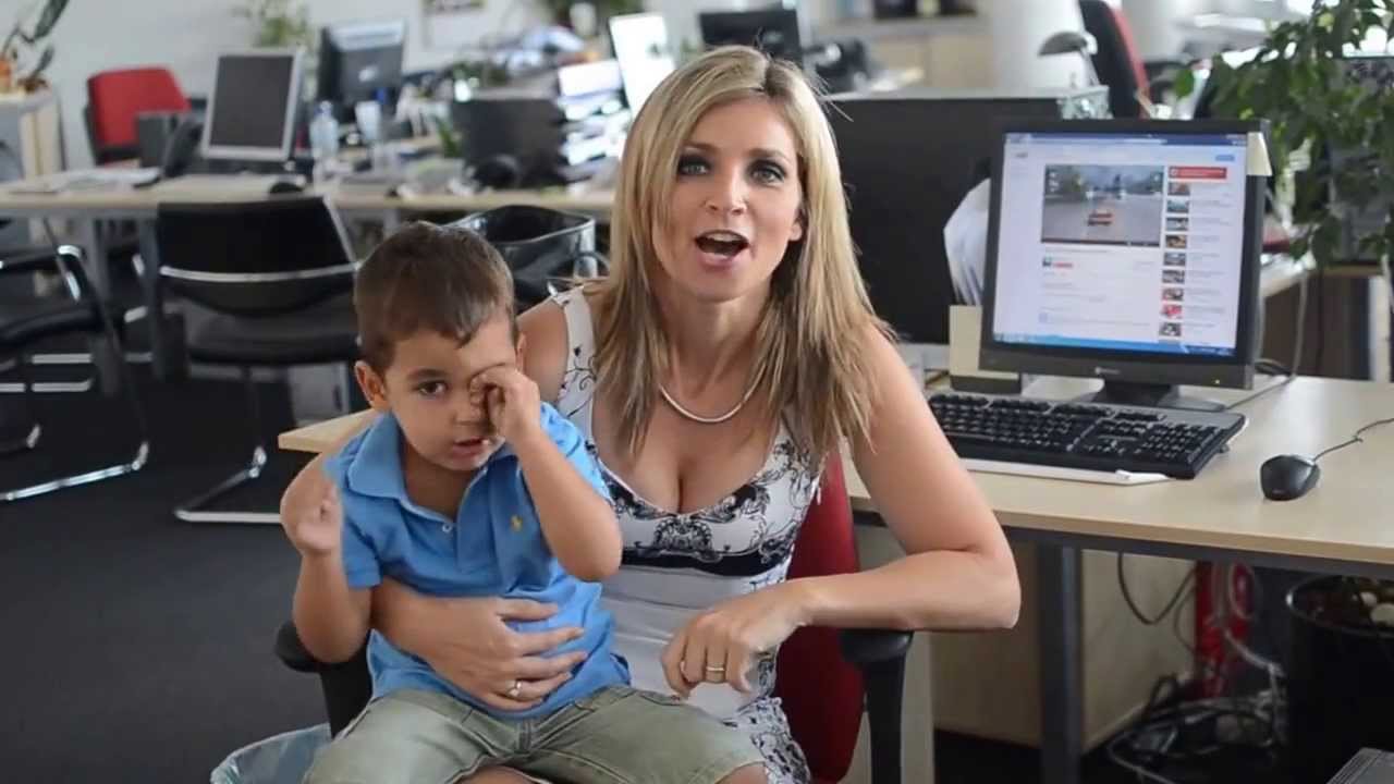 Novodomszky Éva ups