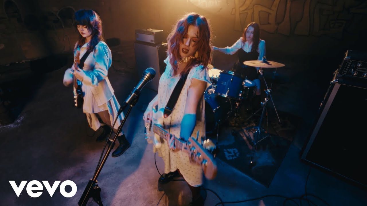 VIAL - NEVER BEEN BETTER (Official Music Video)
