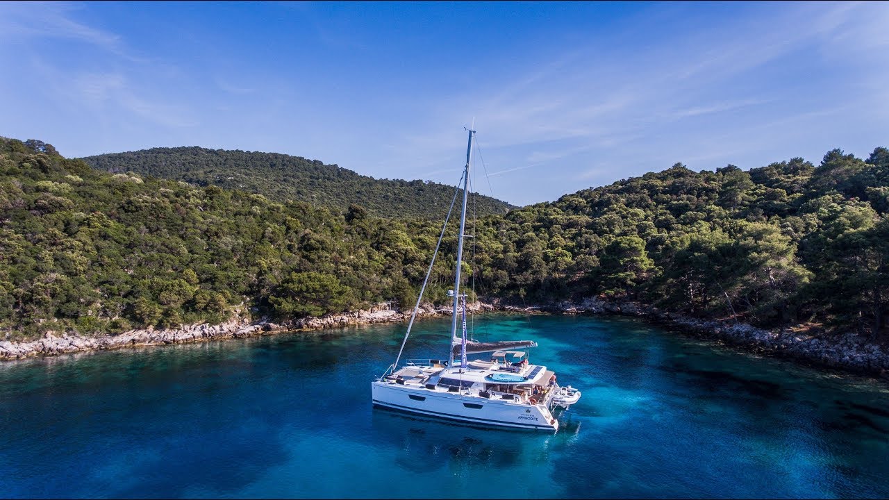 Princess Aphrodite Fountaine Pajot Saba 50