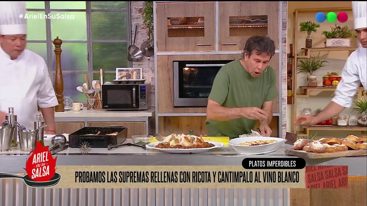 Supremas Rellenas, Muffins de queso albahacay tomate, Vatruska  [30-09-2024] Ariel en su Salsa