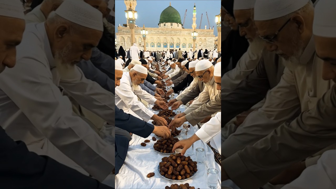 Iftar Party in Madina Sharif 🌴🍇🍎 Sharif 🥰❤️🤲 #ramadan #ramzanmubarak #roza #viralvideo #shorts