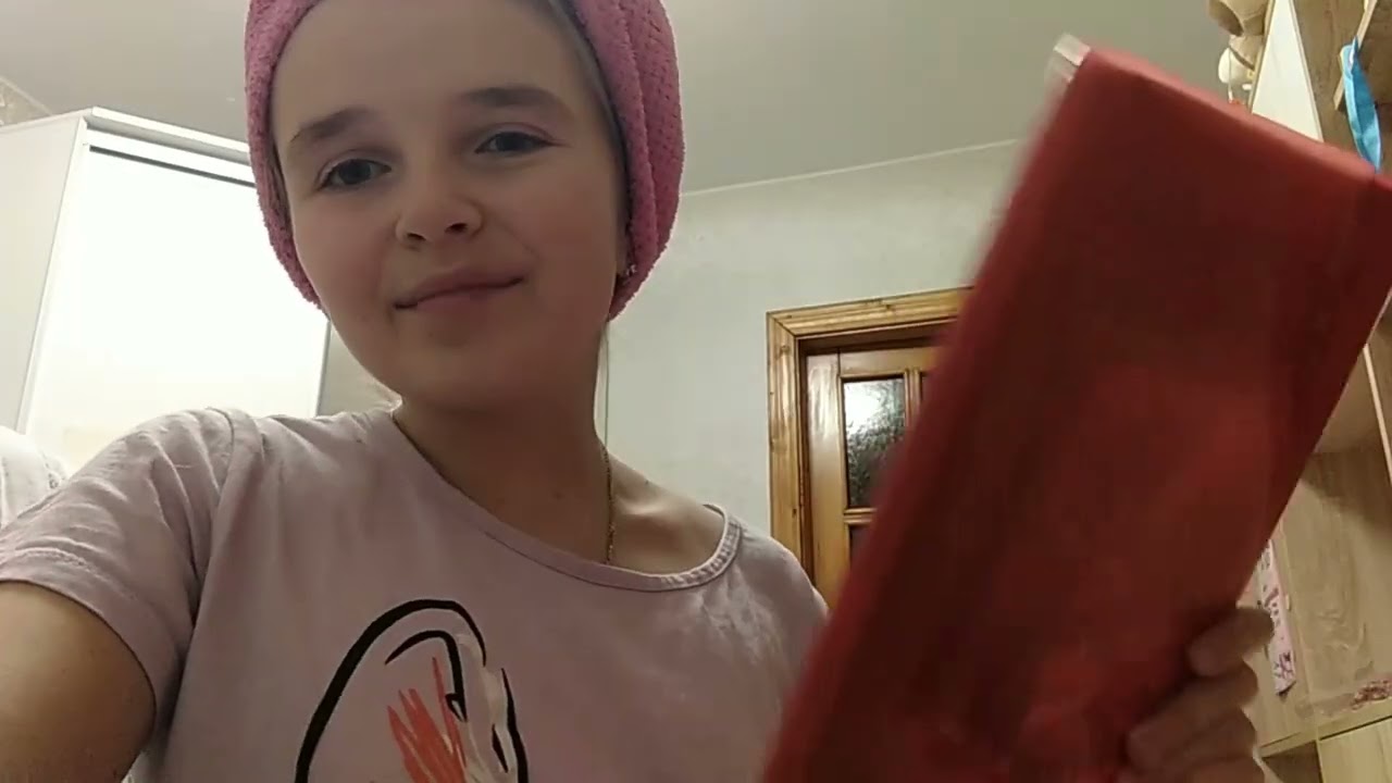 МОЙ ВЕЧЕРНИЙ ВЛОГ.КУПИЛА НОВУЮ КНИГУ?