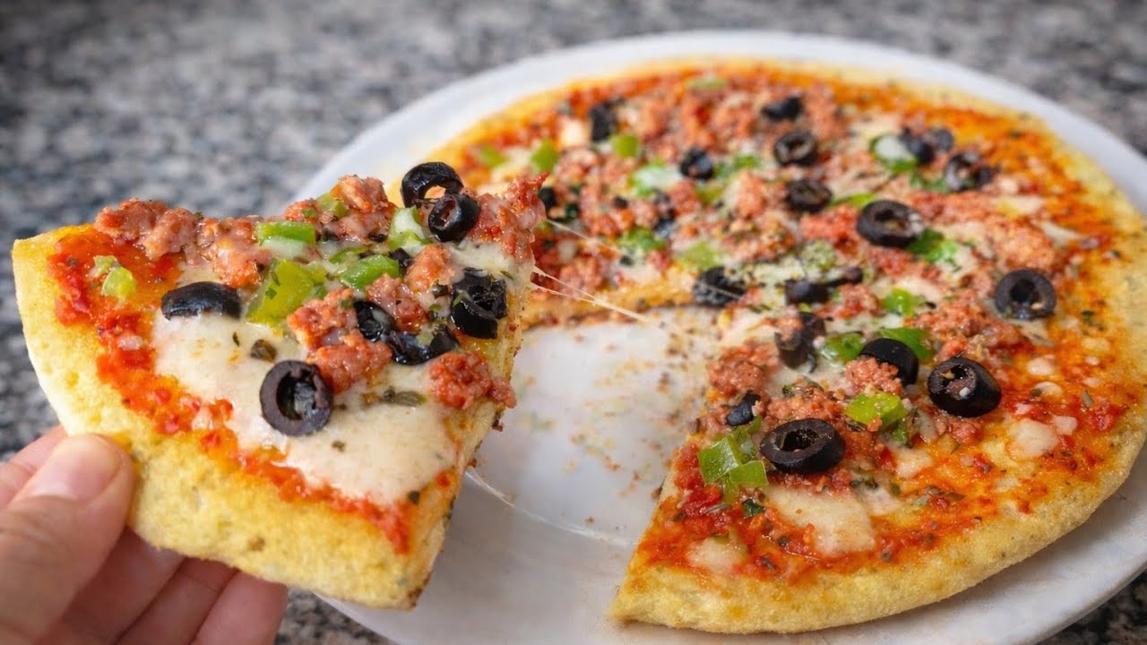 🔥 بيتزا المقلاة في 10 دقائق بدون فرن… النتيجة غتفاجئك! 😍🍕