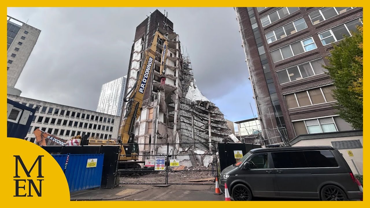 Part of Manchester city centre building appears to collapse