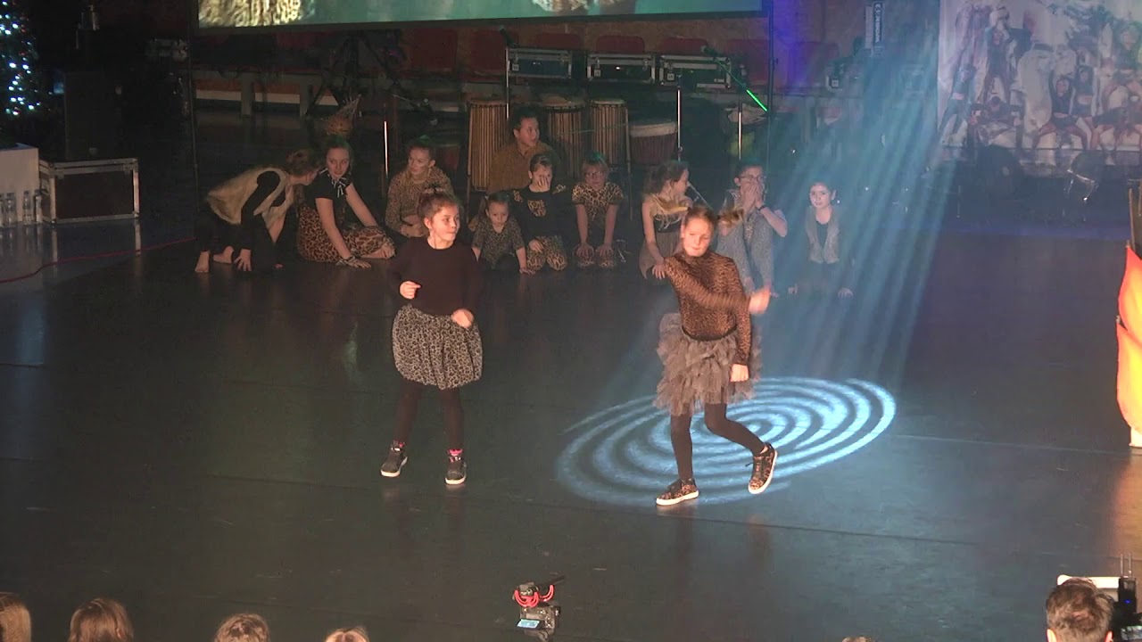 Vánoční show Funky Dangers  2019 Lovosice