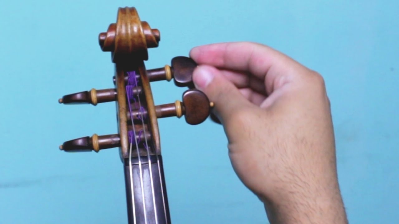COMO TROCAR AS CORDAS DO VIOLINO | Aulas de Violino Online | DICA #5