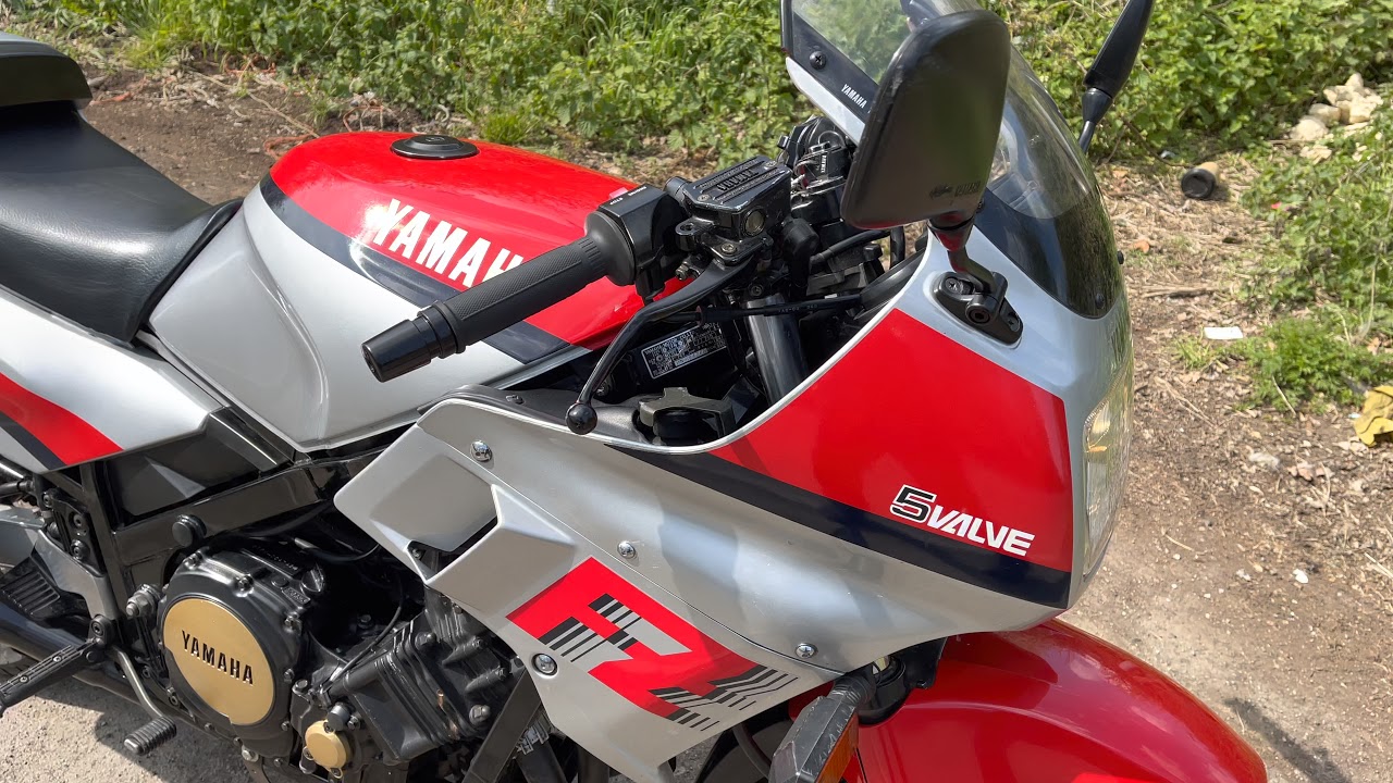 Yamaha fz750 1fn warmed up