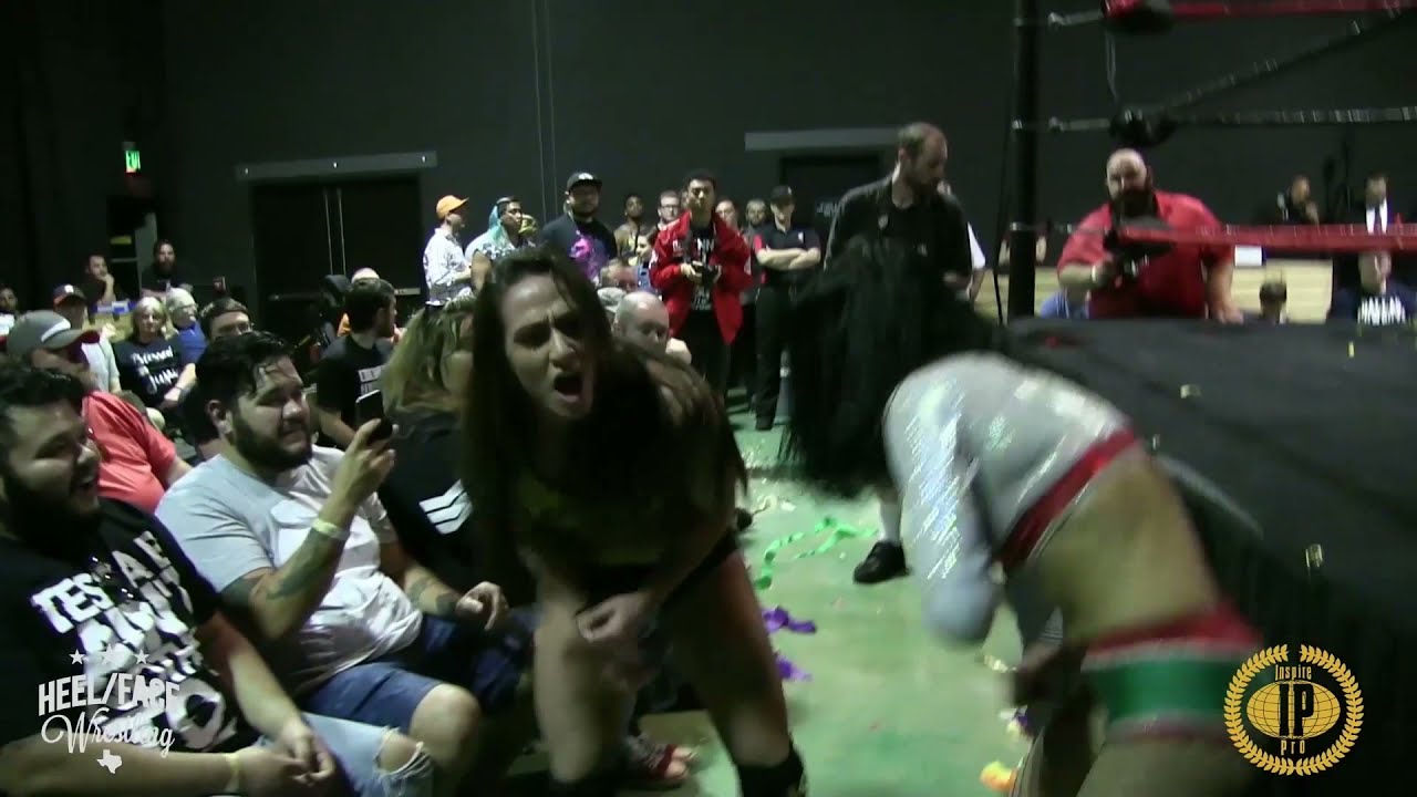 [2018] War O'Clock High-  Thunder Rosa vs Kylie Rae
