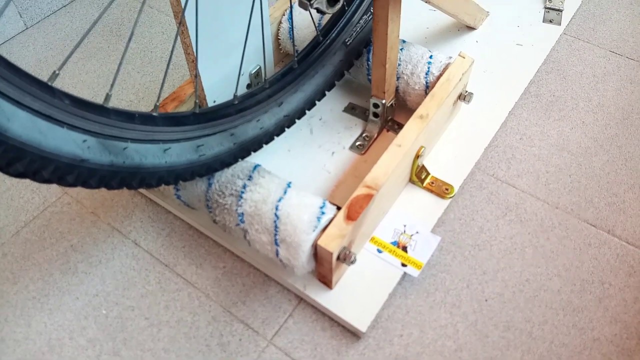 SOPORTE PARA BICICLETA ESTATICA CON LO QUE TENGO EN CASA