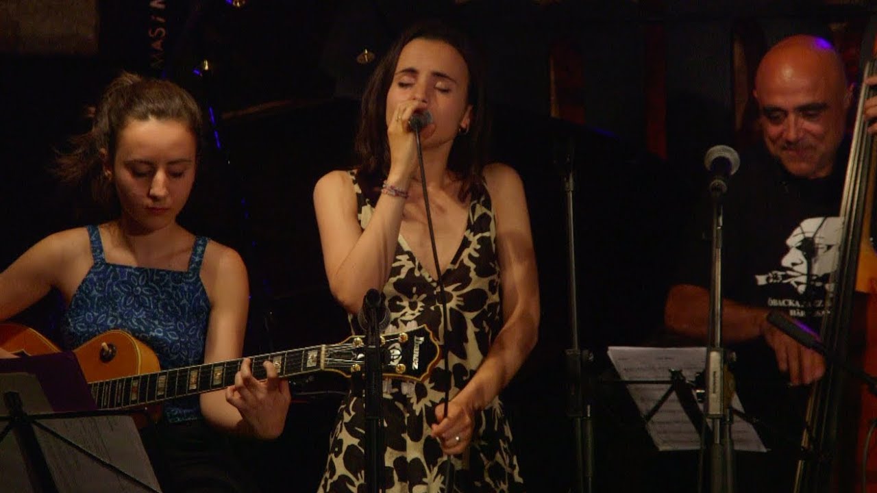2018 o grande amor  JOAN CHAMORRO PRESENTA CARLA MOTIS FEATURING  ANDREA MOTIS