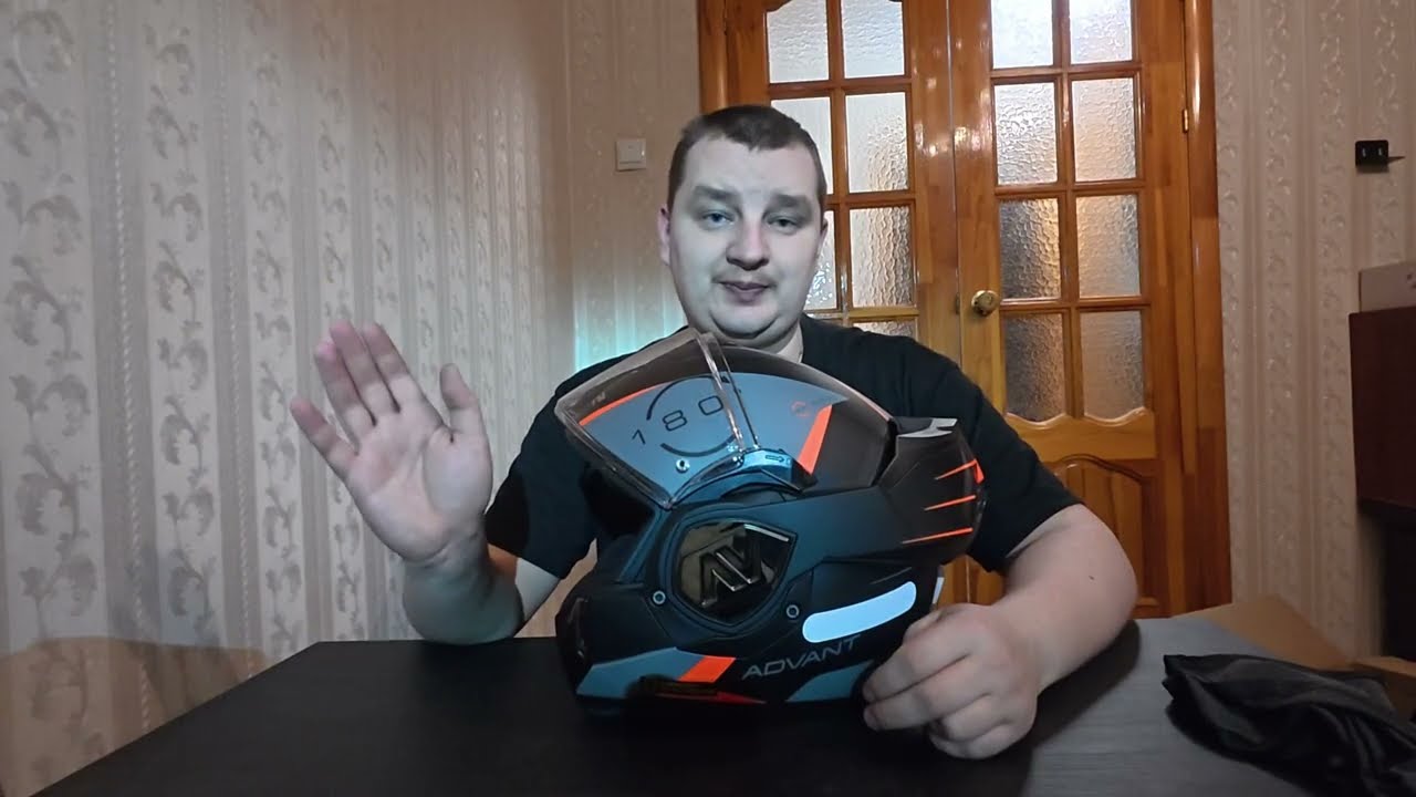 Китайский мотошлем LS2 ff906