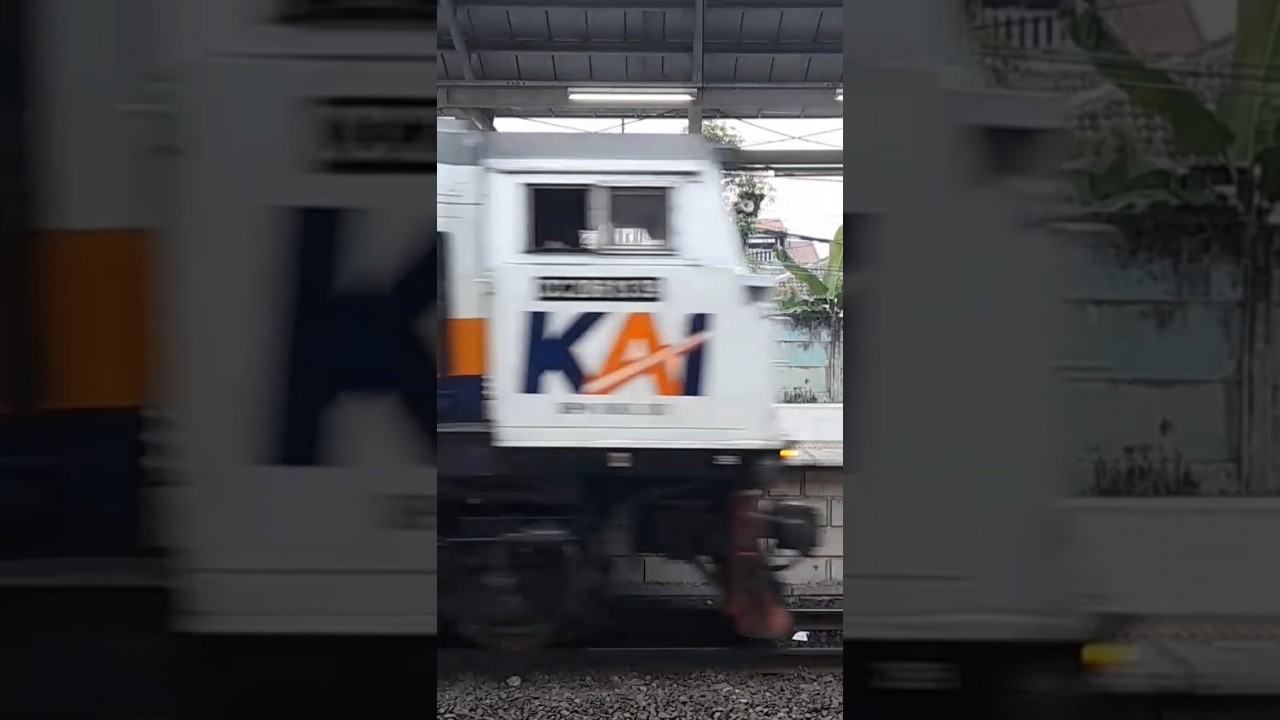 45 RIBU DAPET KELAS EKONOMI PREMIUM!! KA CIKURAY PASAR SENEN - GARUT