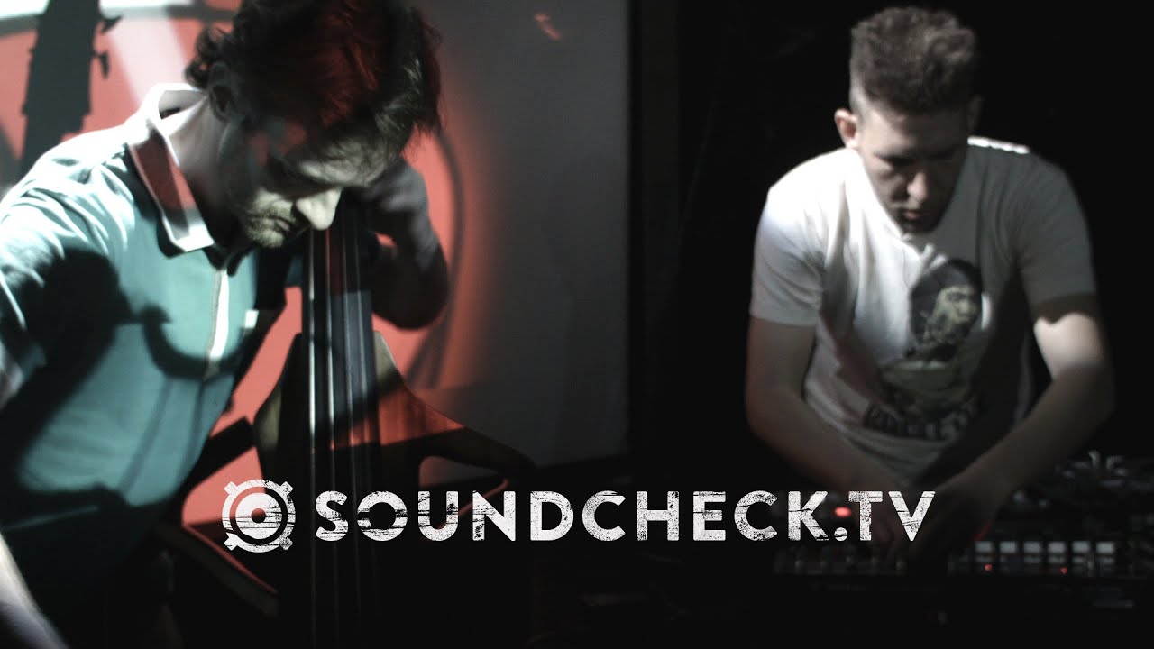 Fingathing - Live Session - 'Walk in Space', 'Don't turn Around', 'ffathead' - Soundcheck.tv