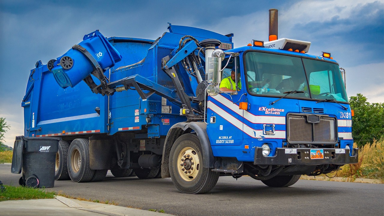 Republic Services | Heil DuraPack 7000 Garbage Truck