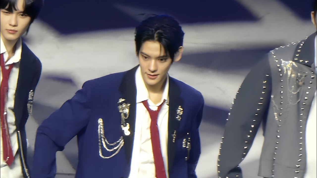 【4K】 20250628 으르렁(Growl) SMTR25 니콜라스 직캠 NICHOLAS (CHIO) focus SMTOWN LONDON