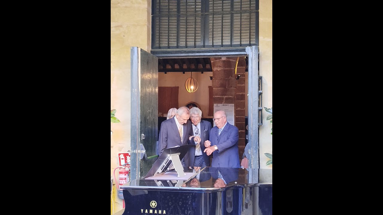 Galería de fotografías del Discurso de Investidura del académico Manuel Alejandro
