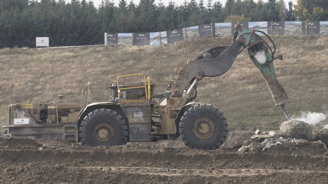 Caterpillar Underground Loader with Rock Breaker