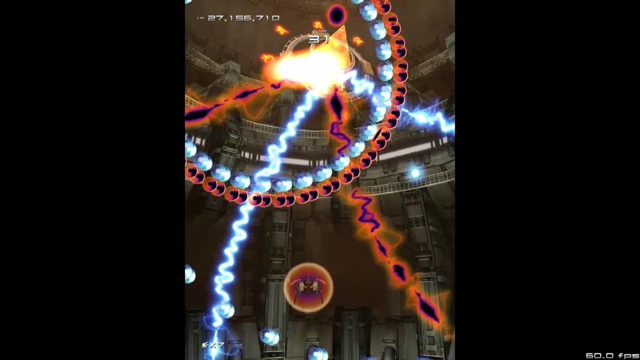 斑鳩  Ikaruga Arcade-Easy ALL Clear - 30,684,110 [Former PB]